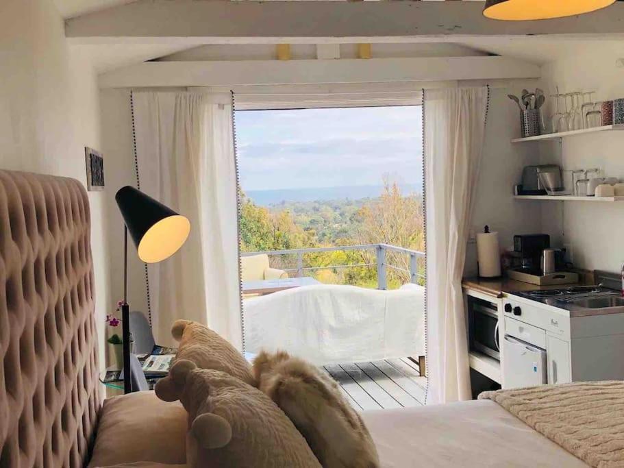 30 Pct Off!! Limited Time! Malibu Charming Getaway With King Bed, Near Beach Exterior photo