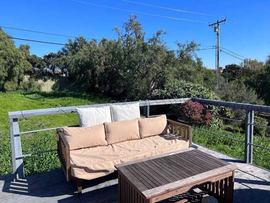 30 Pct Off!! Limited Time! Malibu Charming Getaway With King Bed, Near Beach Exterior photo
